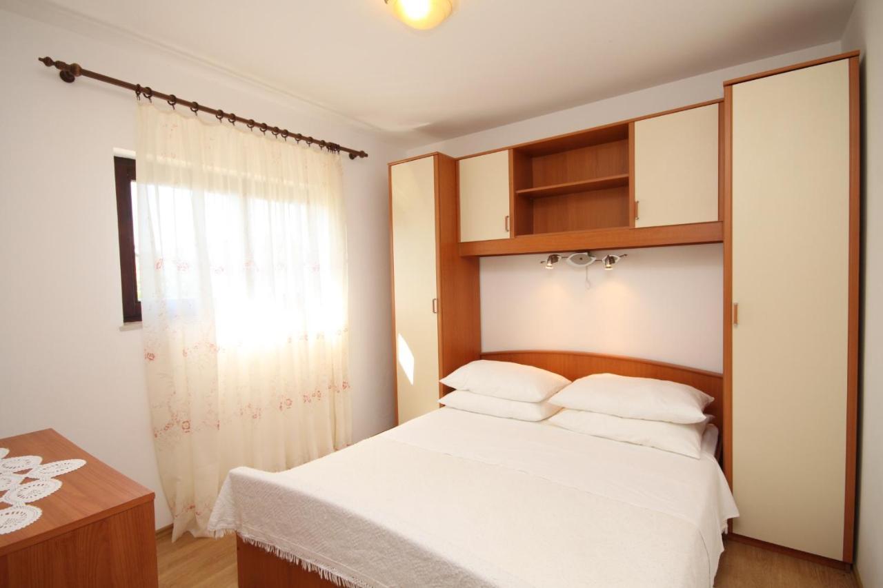 Apartments By The Sea Razanj, Rogoznica - 8361 Bagian luar foto